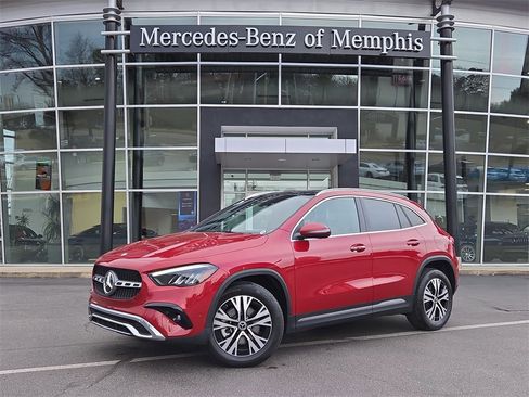 Certified 2026 Mercedes-Benz GLA 250 4MATIC image 1
