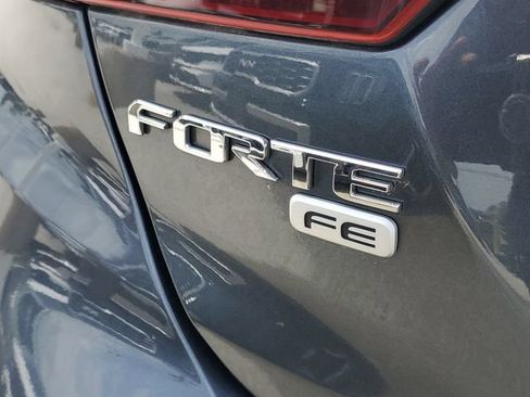 Used 2020 Kia Forte Sedan FWD image 5