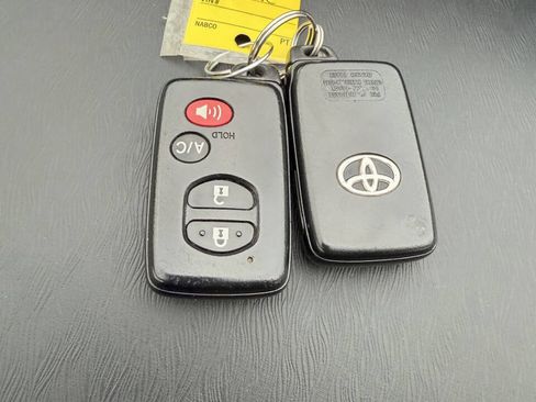 Used 2013 Toyota Prius Prime Plug-In Hybrid image 37