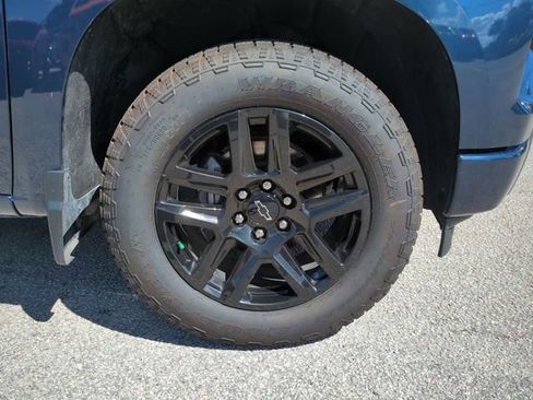 Used 2022 Chevrolet Silverado 1500 Custom RWD image 11