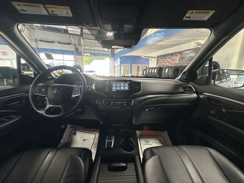 Used 2023 Honda Passport TrailSport image 24