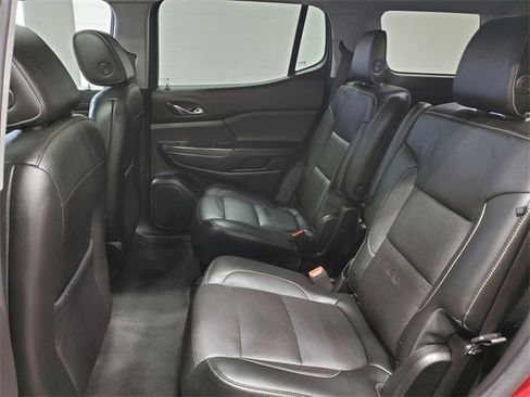 Used 2019 GMC Acadia SLT image 12