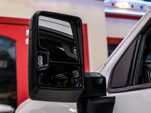 Used 2022 Chevrolet Silverado 3500 LT w/ Convenience Package image 40