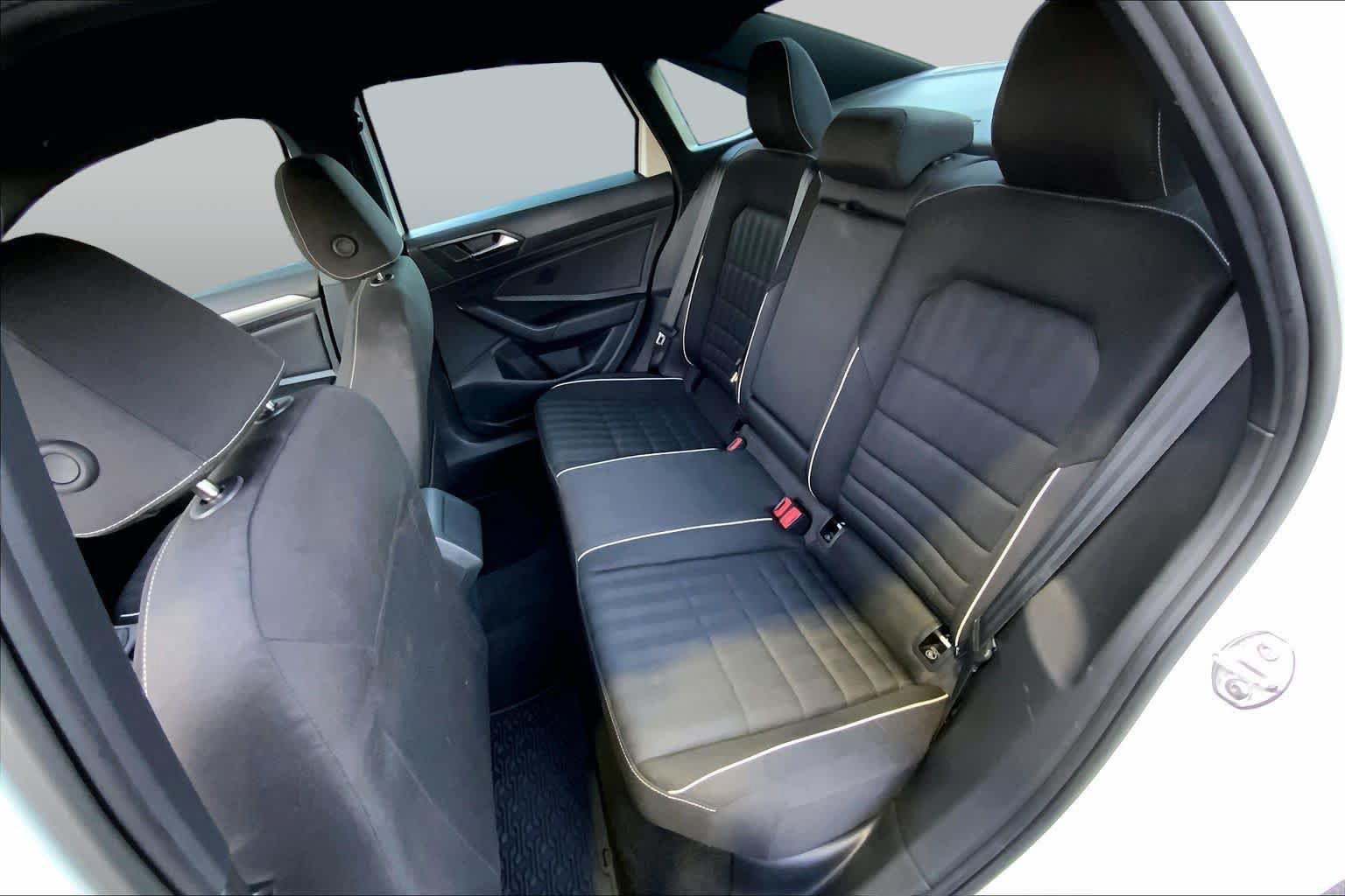 Used 2024 Volkswagen Jetta Sport FWD image 18