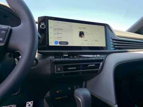 Used 2026 Toyota Camry SE w/ Multimedia Upgrade Package image 16