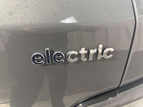 Used 2023 Hyundai Kona SE w/ Cargo Package image 13