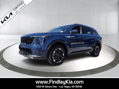 Certified 2025 Kia Sorento S w/ Panoramic Sunroof Package