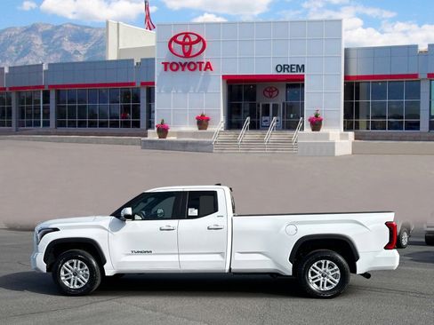 New 2026 Toyota Tundra SR5 w/ SR5 Premium Package AWD/4WD image 5
