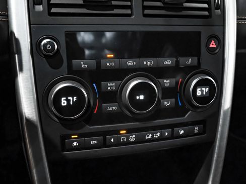 Used 2017 Land Rover Discovery Sport HSE Luxury image 27