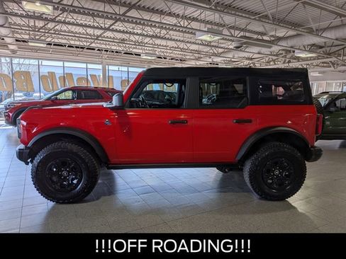 Used 2024 Ford Bronco Black Diamond w/ Sasquatch Package image 5