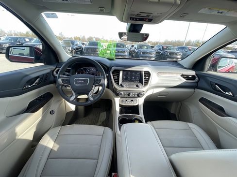Used 2021 GMC Acadia Denali w/ Denali Technology Package image 23