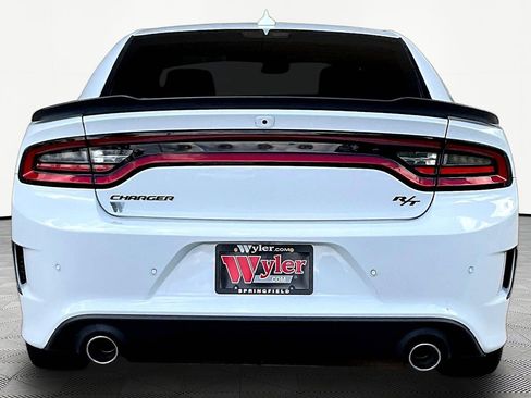 Used 2021 Dodge Charger R/T w/ Plus Group RWD image 5