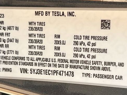 Used 2023 Tesla Model 3 Performance image 29