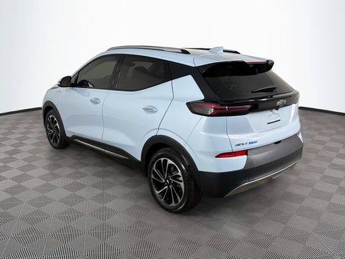Used 2022 Chevrolet Bolt EUV Premier FWD image 6
