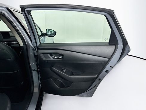 Used 2025 Honda Accord EX-L image 27