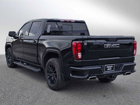 Used 2022 GMC Sierra 1500 Elevation w/ Elevation Premium Package AWD/4WD image 5