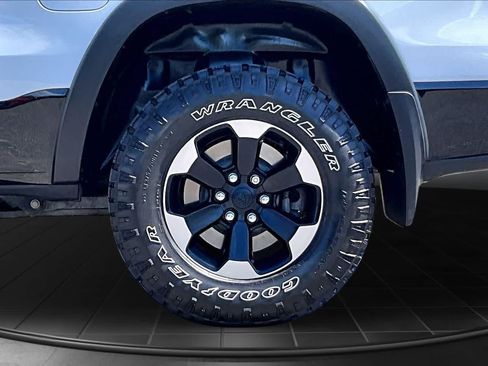 Used 2019 RAM 1500 Rebel w/ Level 2 Equipment Group AWD/4WD image 36