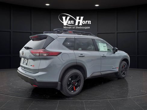 New 2026 Nissan Rogue SV AWD/4WD image 11