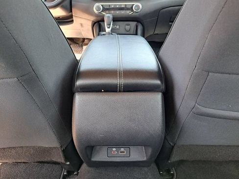 Used 2024 Nissan Altima 2.5 SV FWD image 25