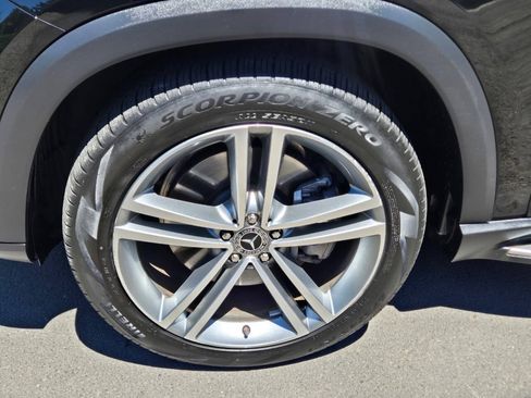 Used 2020 Mercedes-Benz GLE 450 4MATIC image 33