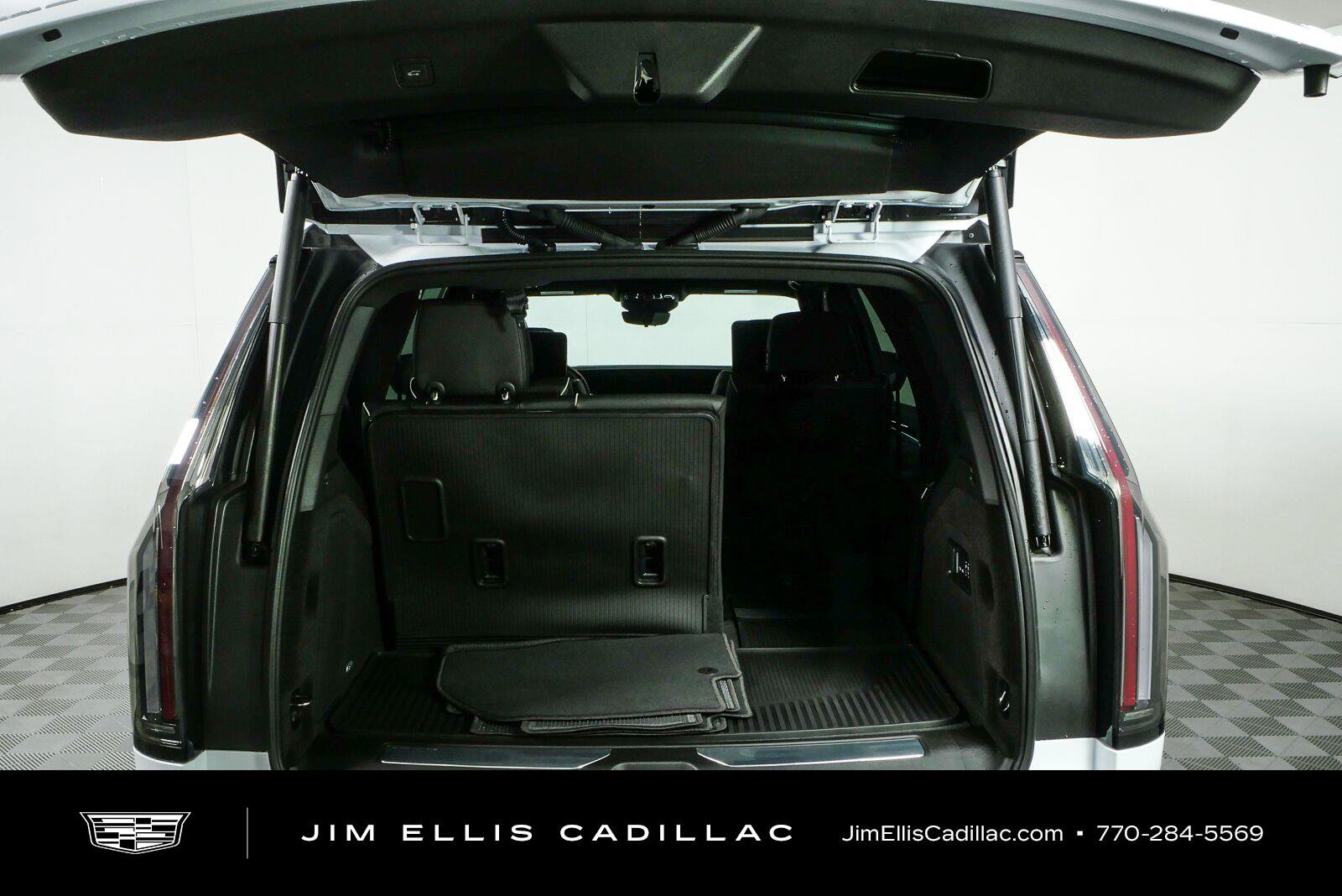 New 2026 Cadillac Escalade Sport w/ Touring Package AWD/4WD image 34