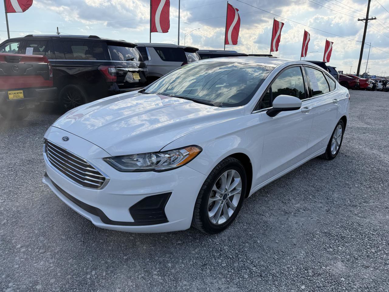 Used 2019 Ford Fusion SE FWD image 17