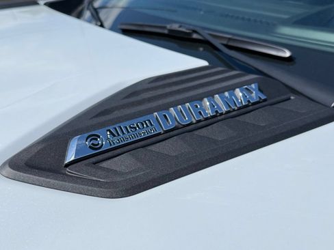 New 2026 Chevrolet Silverado 3500 High Country w/ High Country Premium Package AWD/4WD image 5