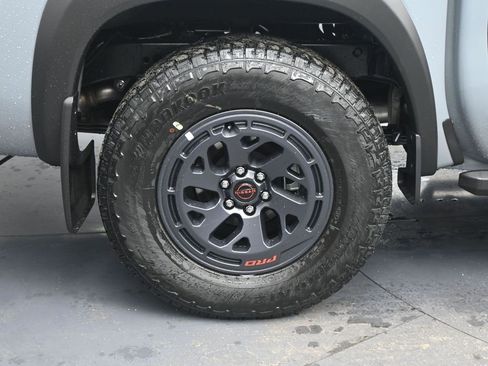 New 2026 Nissan Frontier PRO-4X w/ Pro Premium Package image 9