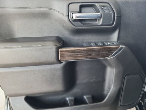 Used 2021 Chevrolet Silverado 1500 RST AWD/4WD image 12