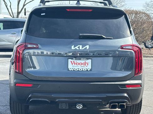 Used 2022 Kia Telluride SX w/ SX Prestige Package image 8