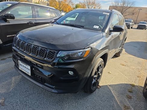 New 2026 Jeep Compass Latitude image 3