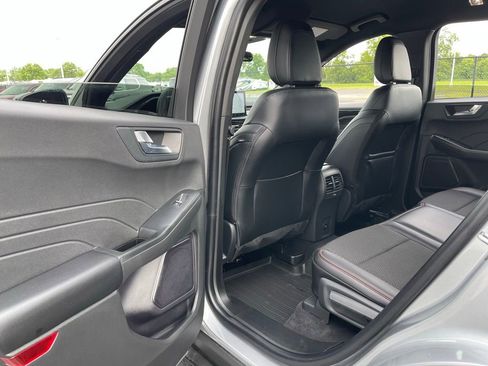 Used 2024 Ford Escape ST-Line w/ Tech Pack #1 AWD/4WD image 36