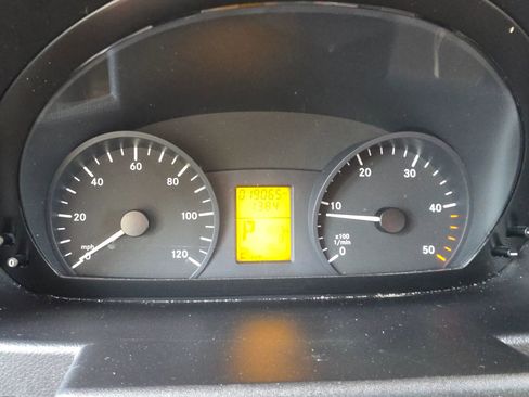 Used 2016 Mercedes-Benz Sprinter 3500 image 38