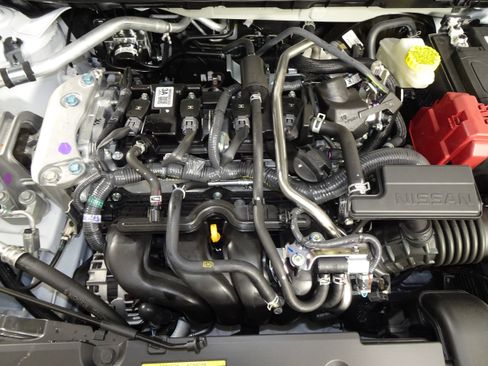 New 2025 Nissan Sentra SR image 12