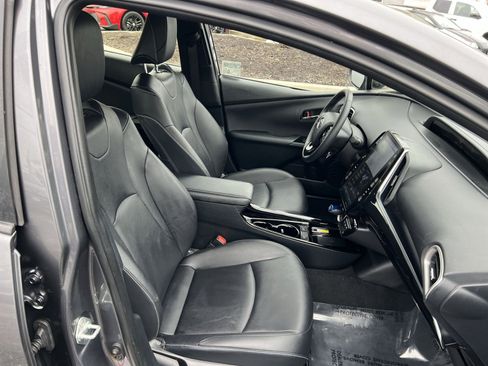 Used 2022 Toyota Prius Prime XLE image 26