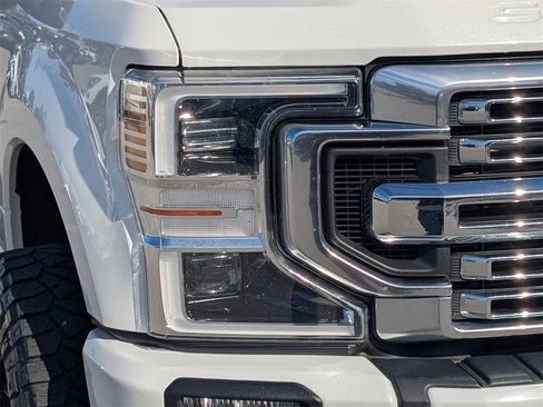 Used 2022 Ford F350 Limited image 10
