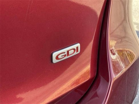 Used 2019 Kia Sorento LX image 12