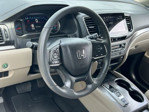 Used 2021 Honda Pilot EX image 27