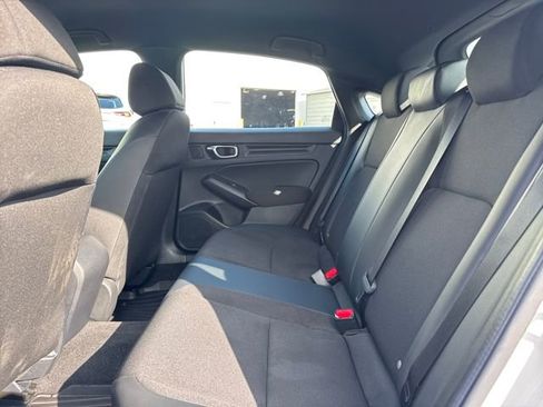 Used 2025 Honda Civic Sport image 9