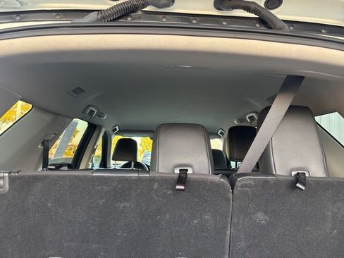 Certified 2024 Nissan Pathfinder SL image 33