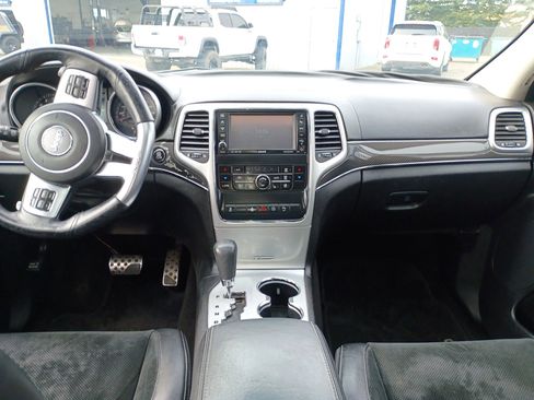 Used 2012 Jeep Grand Cherokee SRT8 w/ Luxury Group II image 18