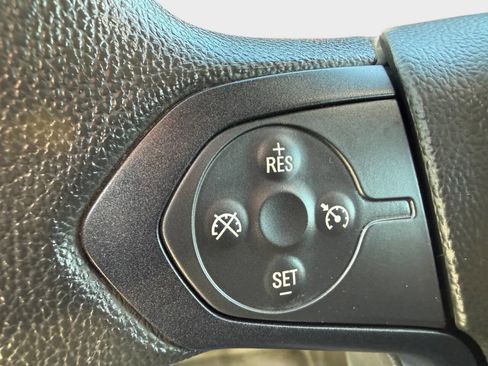 Used 2019 Chevrolet Silverado 2500 W/T image 12