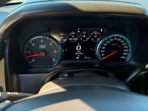 Used 2017 GMC Yukon Denali w/ Open Road Package image 28