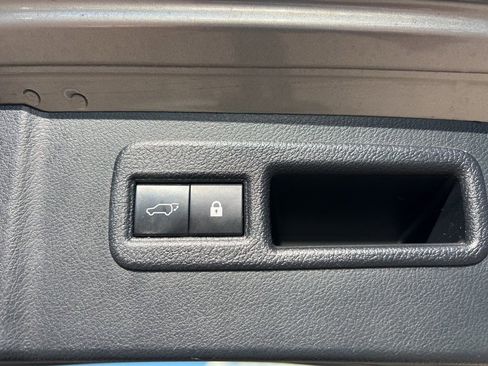 Used 2019 Lexus NX 300 AWD image 9