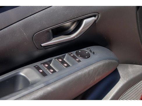 Used 2025 Hyundai Tucson SEL AWD/4WD image 19