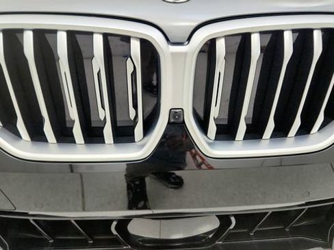 Used 2026 BMW X6 xDrive40i AWD/4WD image 23