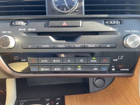 Used 2018 Lexus RX 350 AWD w/ Premium Package image 25