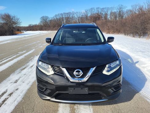 Used 2016 Nissan Rogue SV image 4