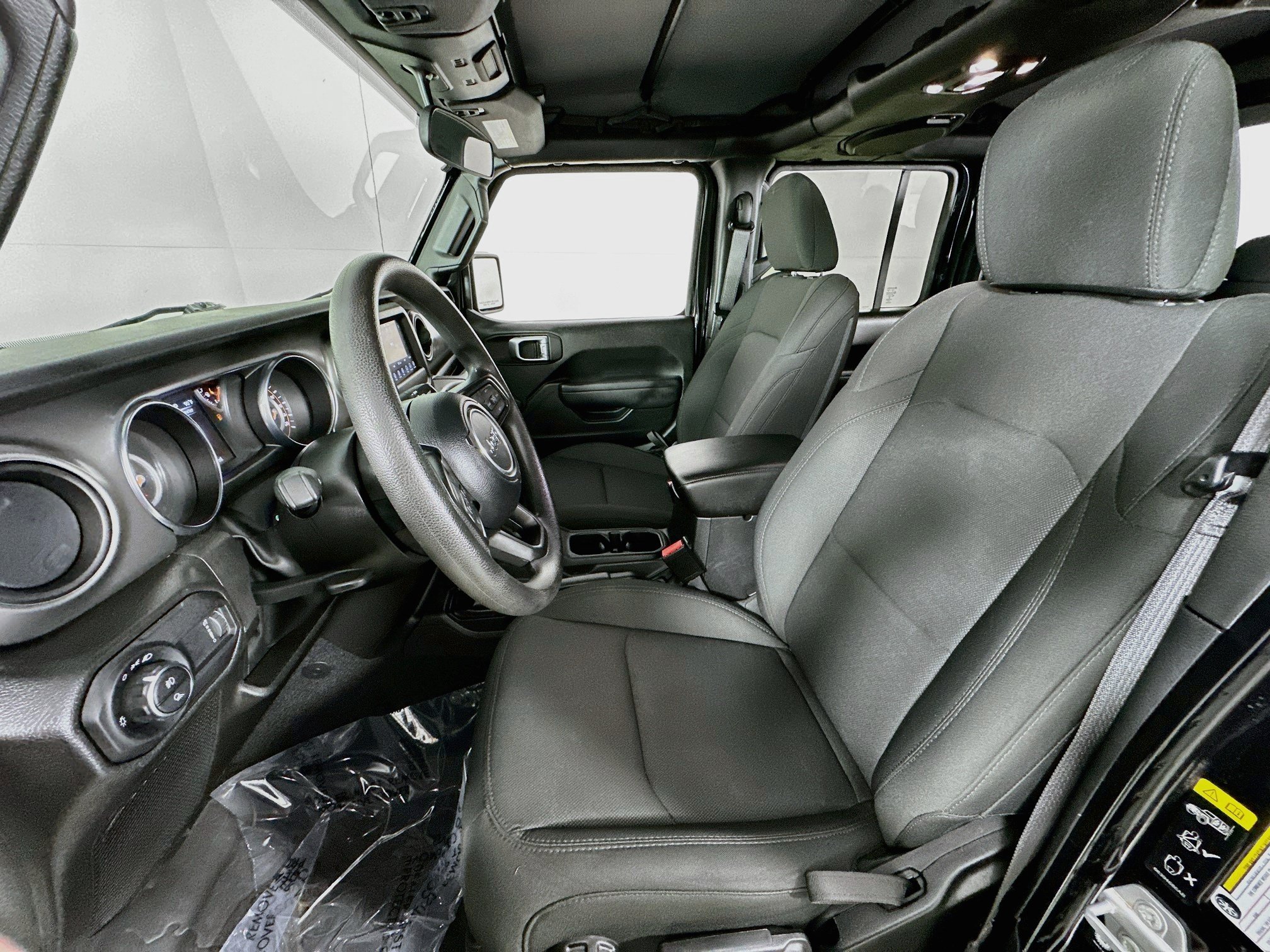 Used 2023 Jeep Gladiator Sport AWD/4WD image 19