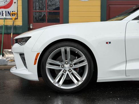 Used 2016 Chevrolet Camaro SS image 35